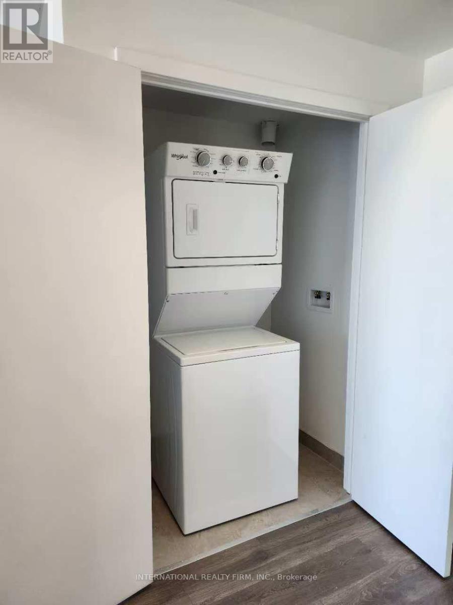 1701 - 1606 Charles Street, Whitby (Port Whitby), Ontario  L1N 0P1 - Photo 9 - E12694018