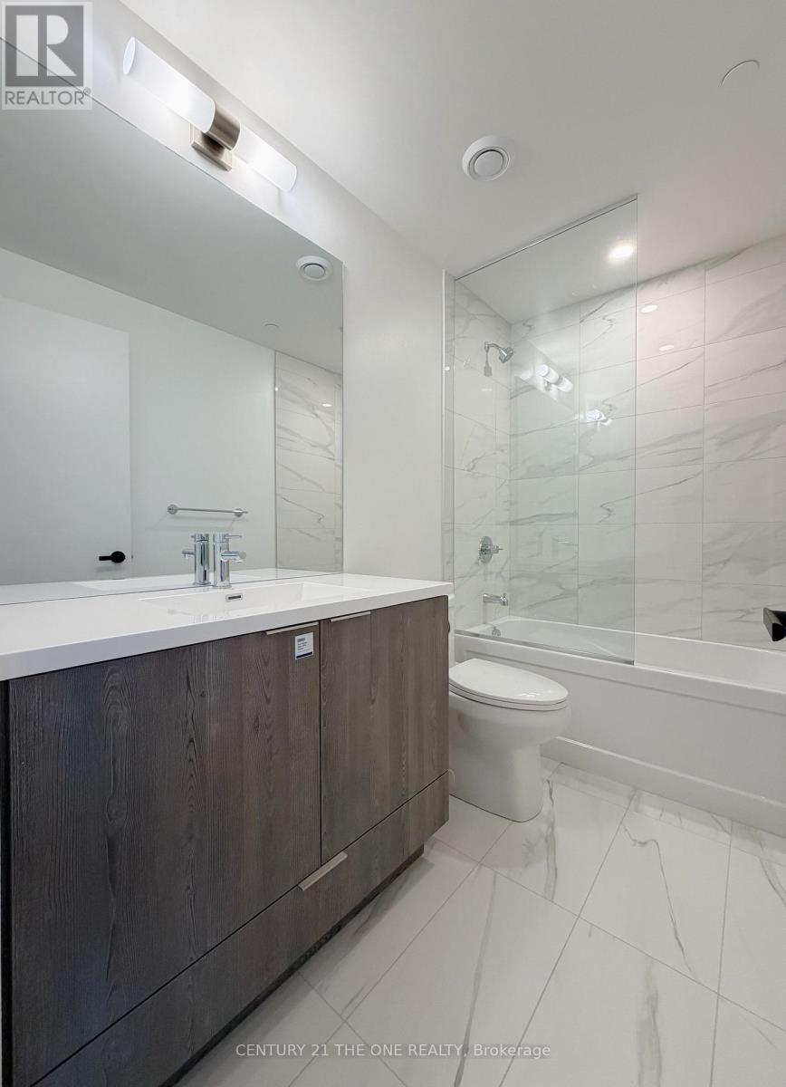 2310 - 8 Interchange Way, Vaughan (Vaughan Corporate Centre), Ontario  L4K 5Z7 - Photo 11 - N12694022