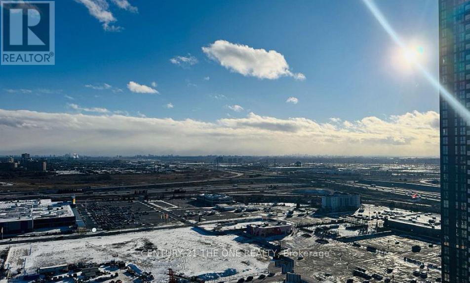 2310 - 8 Interchange Way, Vaughan (Vaughan Corporate Centre), Ontario  L4K 5Z7 - Photo 13 - N12694022