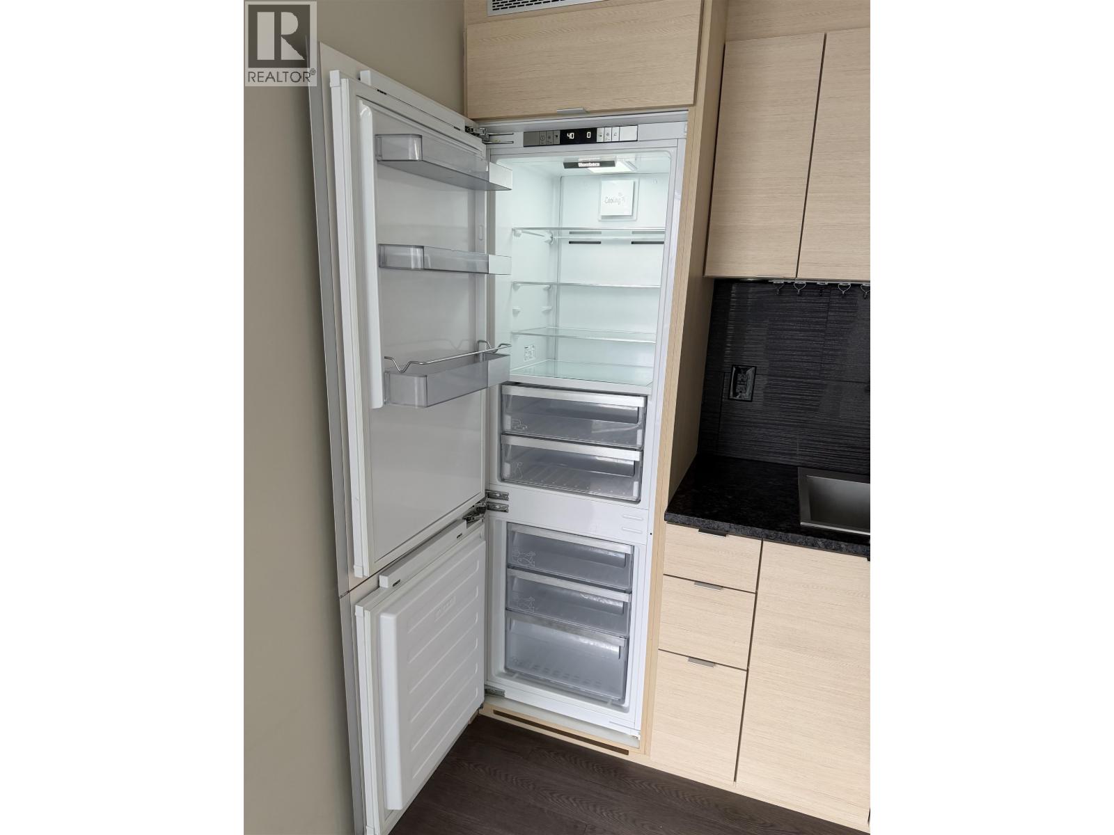 2407 489 Interurban Way, Vancouver, British Columbia  V5X 0C7 - Photo 12 - R3076488