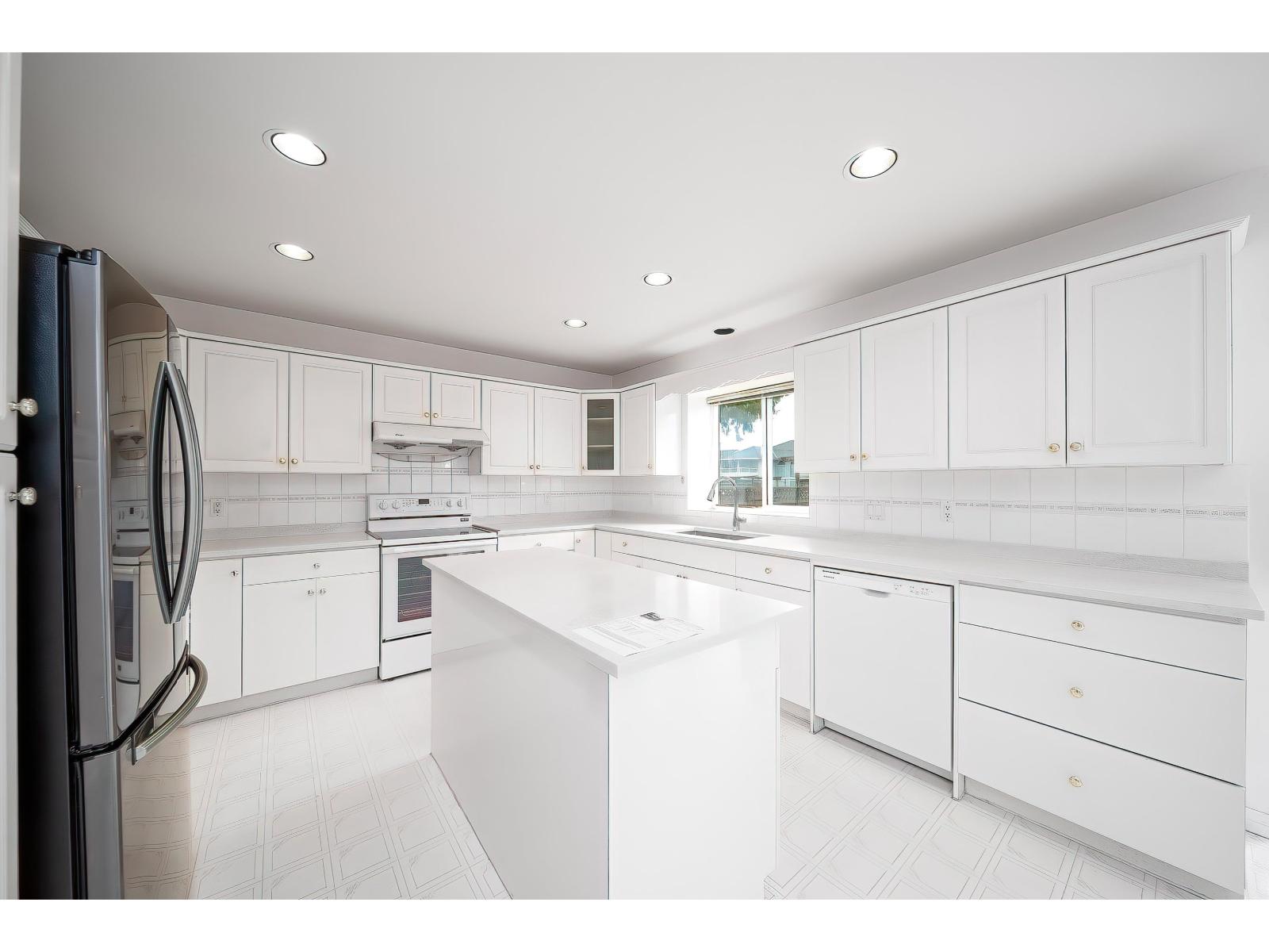 15828 88a Avenue, Surrey, British Columbia  V4N 2X9 - Photo 18 - R3077659