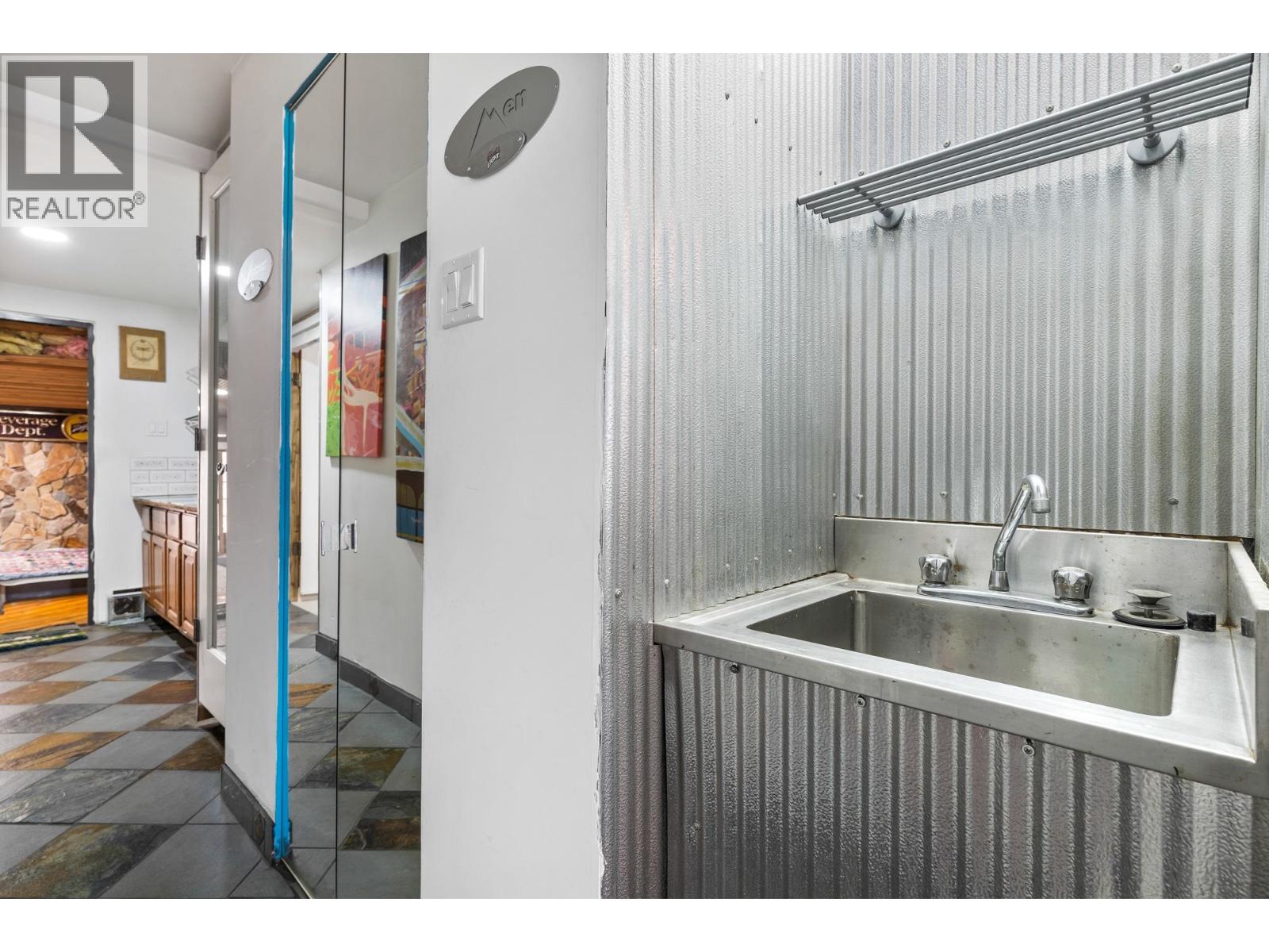 1867 Salisbury Avenue, Port Coquitlam, British Columbia  V3B 1X6 - Photo 26 - R3077705