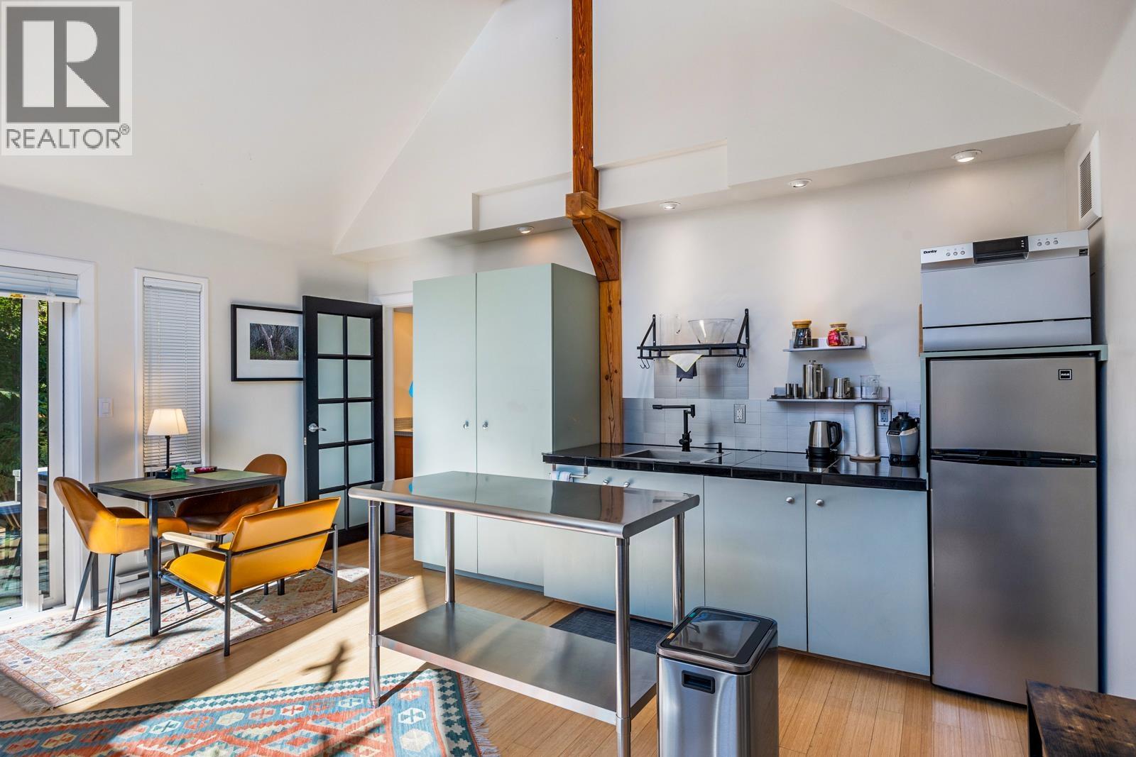 1901 East Road, No City Value, British Columbia  V0R 1T0 - Photo 16 - C8075122