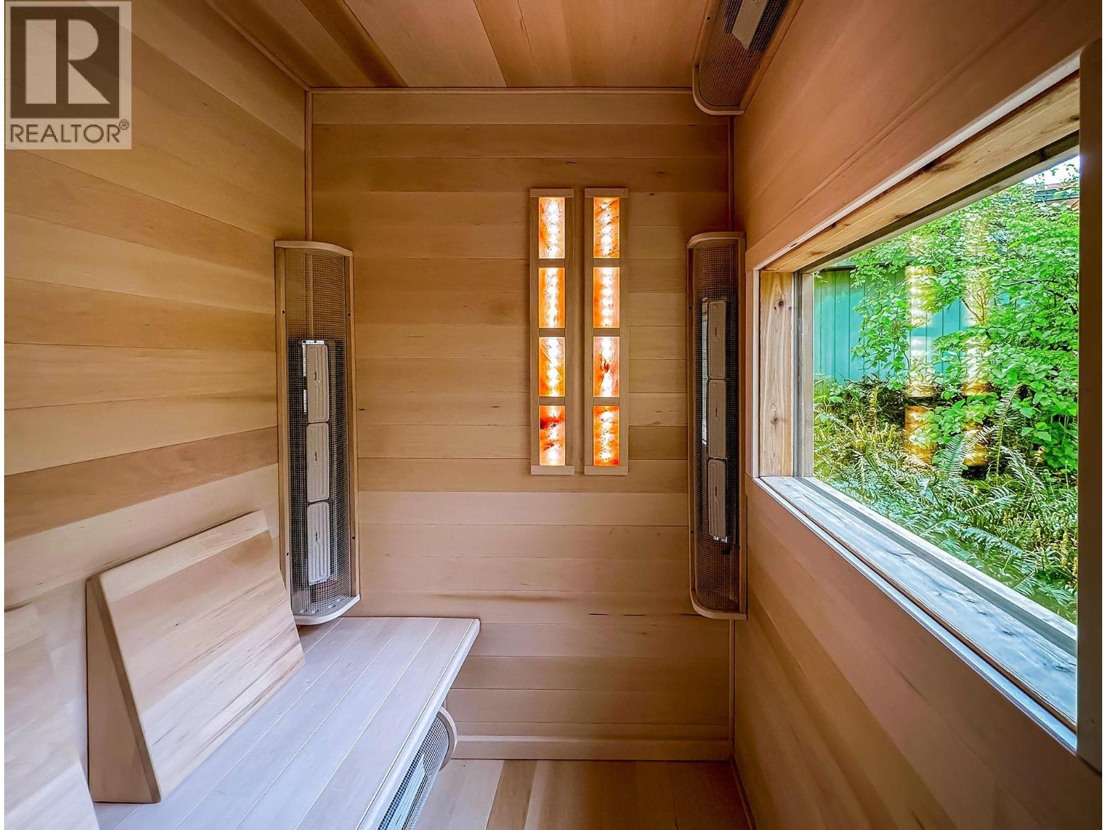 1901 East Road, No City Value, British Columbia  V0R 1T0 - Photo 32 - C8075122