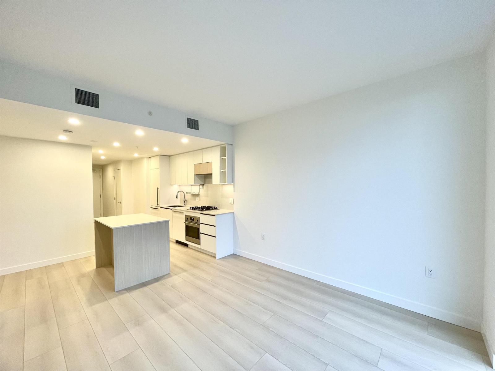 2802 13573 98a Avenue, Surrey, British Columbia  V3T 0X1 - Photo 6 - R3079196