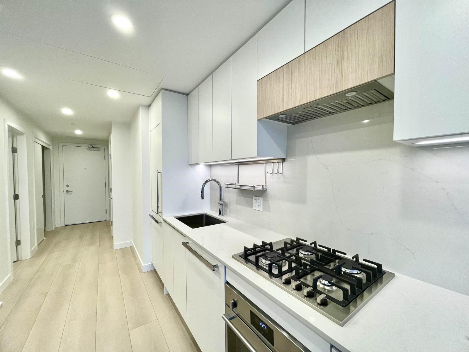 2802 13573 98a Avenue, Surrey, British Columbia  V3T 0X1 - Photo 8 - R3079196