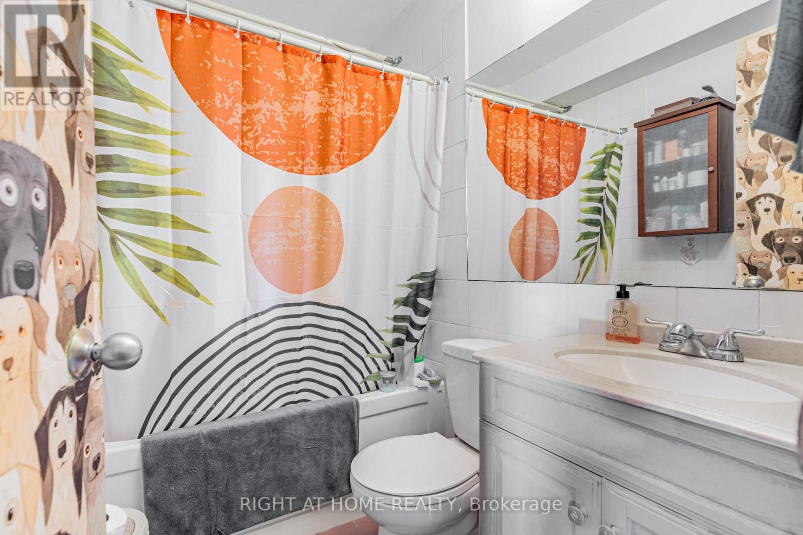 333 Bain Avenue, Toronto, Ontario  M4J 1B9 - Photo 14 - E12574050