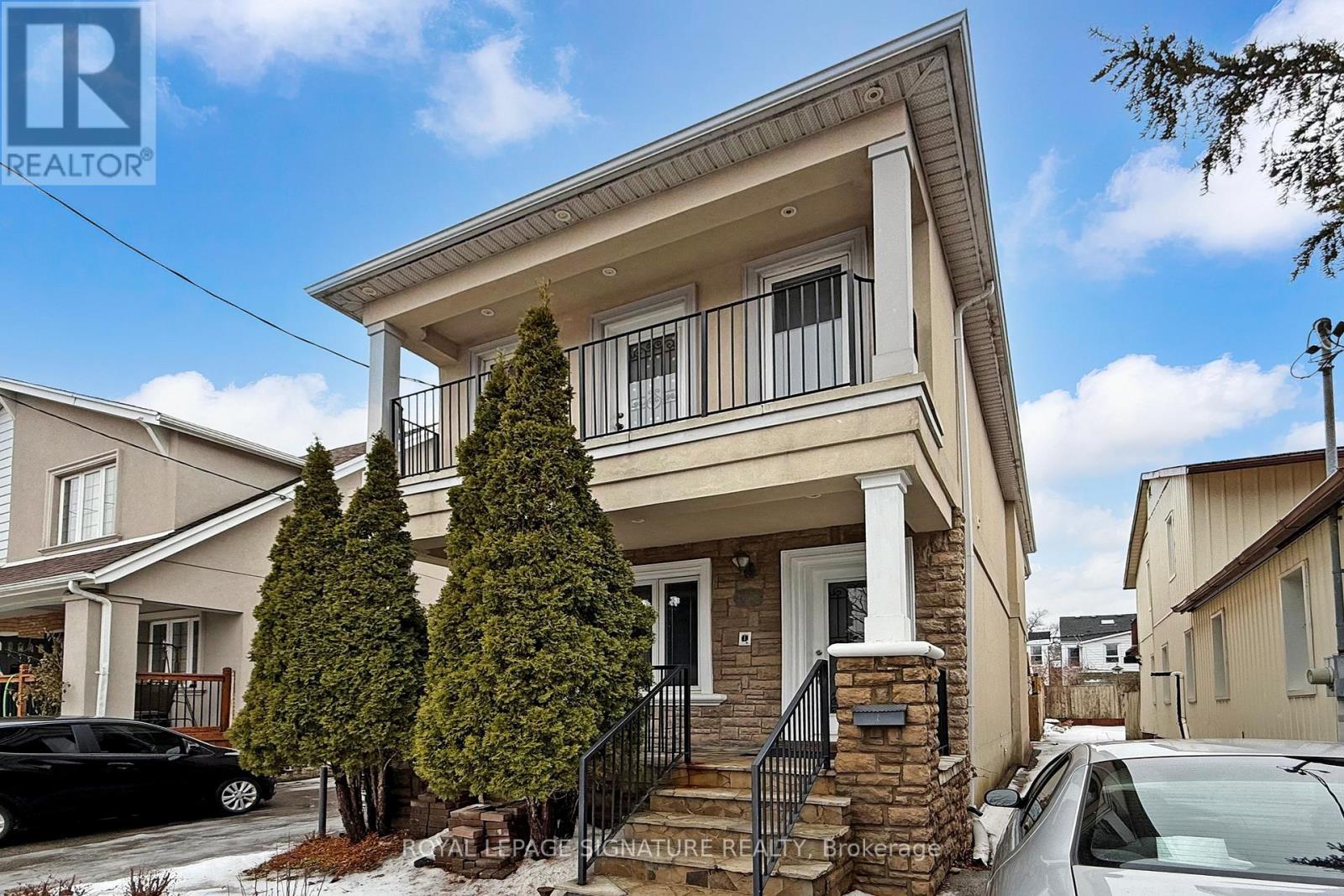 950 GREENWOOD AVENUE, Toronto, Ontario