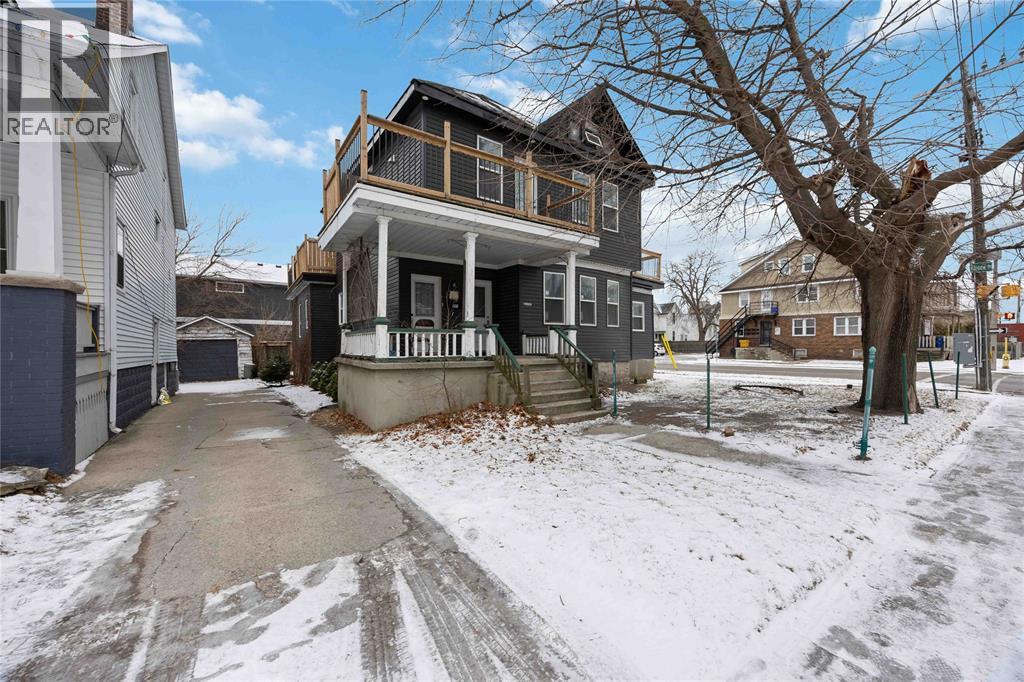 211 George Street, Sarnia, Ontario  N7T 4N8 - Photo 2 - 26001034