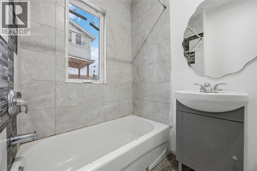 211 George Street, Sarnia, Ontario  N7T 4N8 - Photo 23 - 26001029