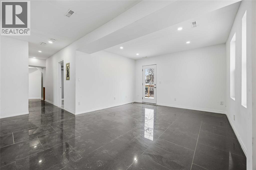 211 George Street, Sarnia, Ontario  N7T 4N8 - Photo 30 - 26001029