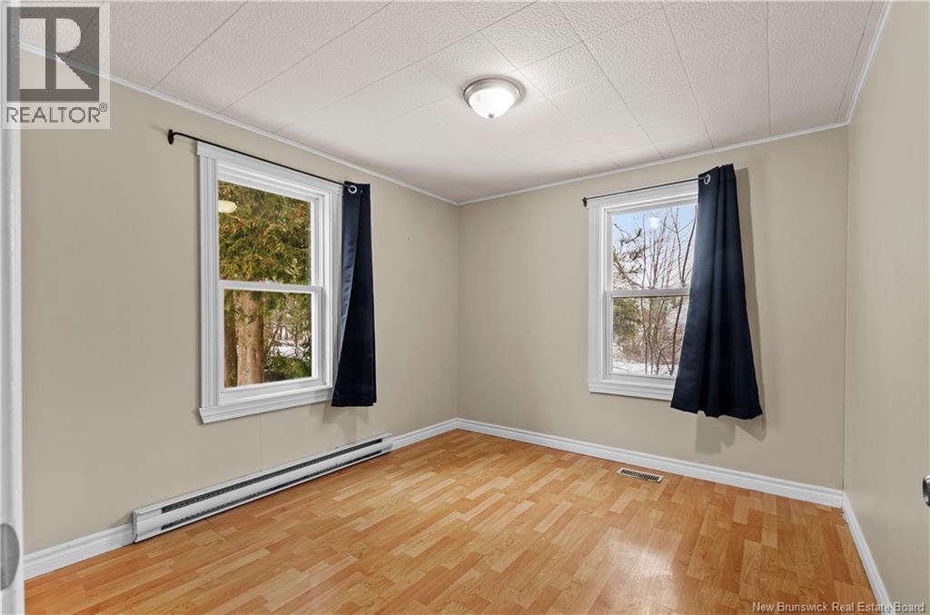 124 Riverside Drive, Fredericton, New Brunswick E3A 3Y1 - Photo 19 - NB131999