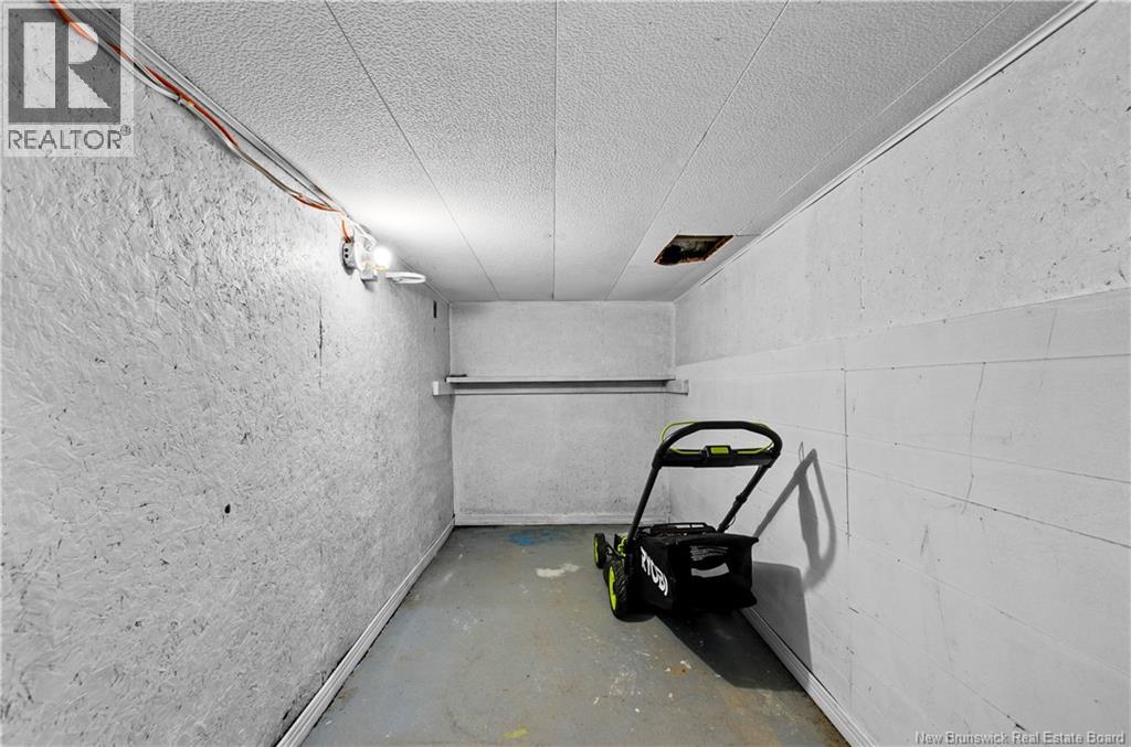 124 Riverside Drive, Fredericton, New Brunswick E3A 3Y1 - Photo 25 - NB131999