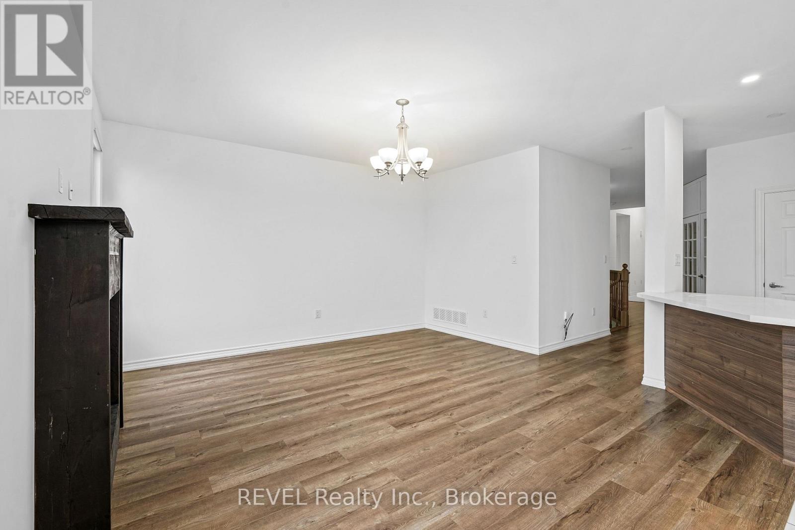 1214 Green Acres Drive, Fort Erie (Crescent Park), Ontario  L2A 5P2 - Photo 23 - X12694050