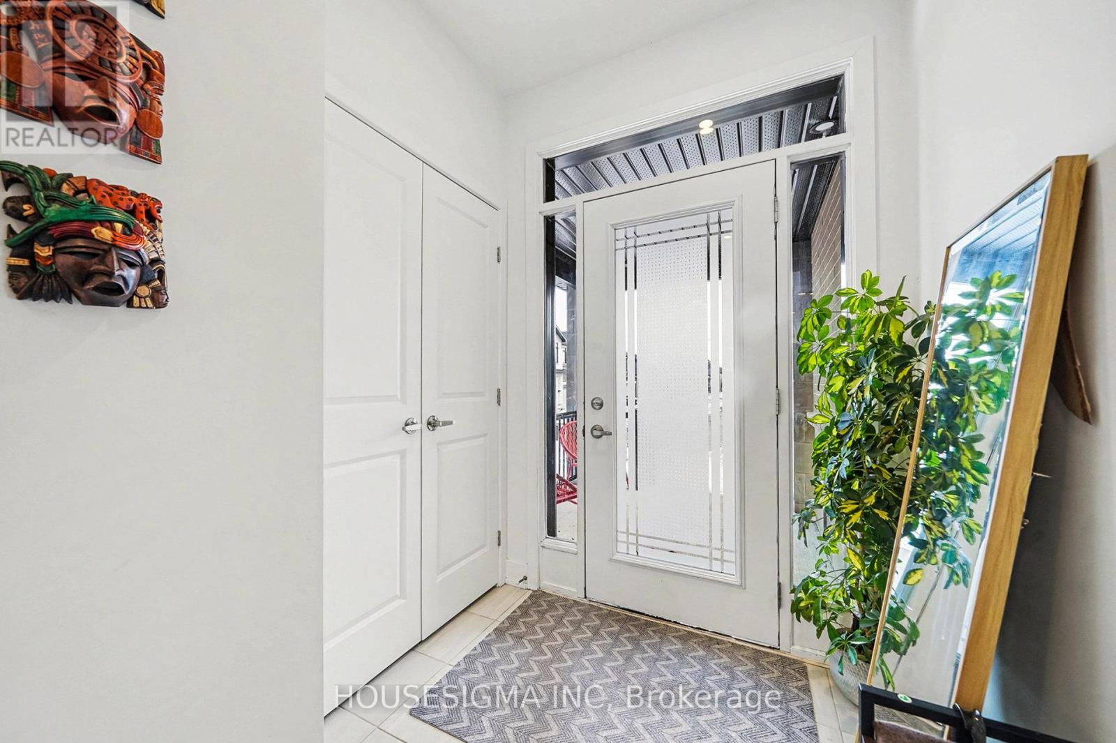 78 Nettle Crescent, Ottawa, Ontario  K1T 0W8 - Photo 5 - X12694062