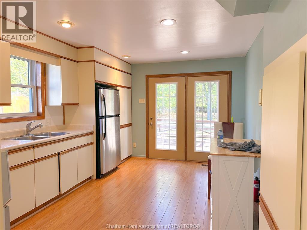 8459 Middle Line, Charing Cross, Ontario  N0P 1G0 - Photo 10 - 25024821