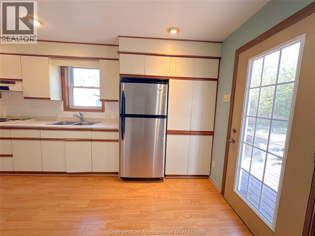 8459 Middle Line, Charing Cross, Ontario  N0P 1G0 - Photo 12 - 25024821