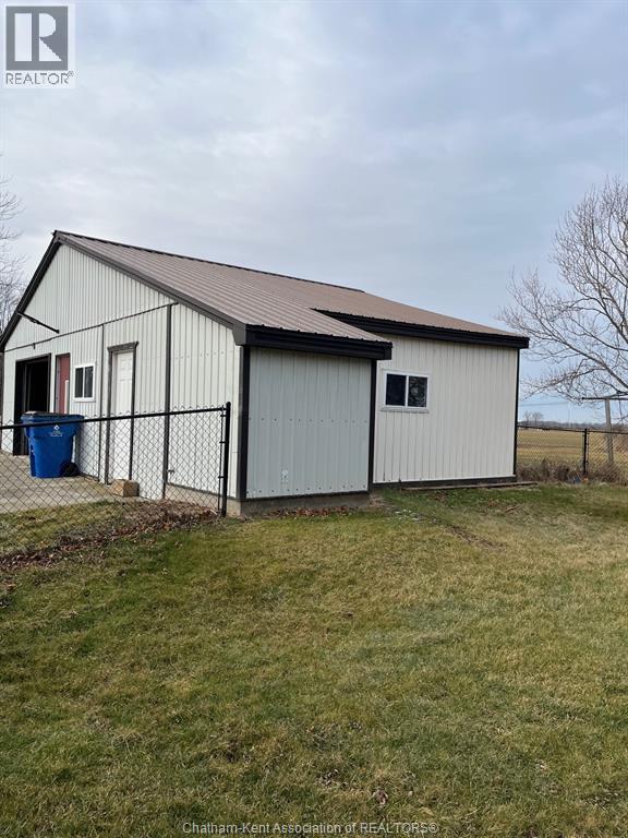 8459 Middle Line, Charing Cross, Ontario  N0P 1G0 - Photo 33 - 25024821