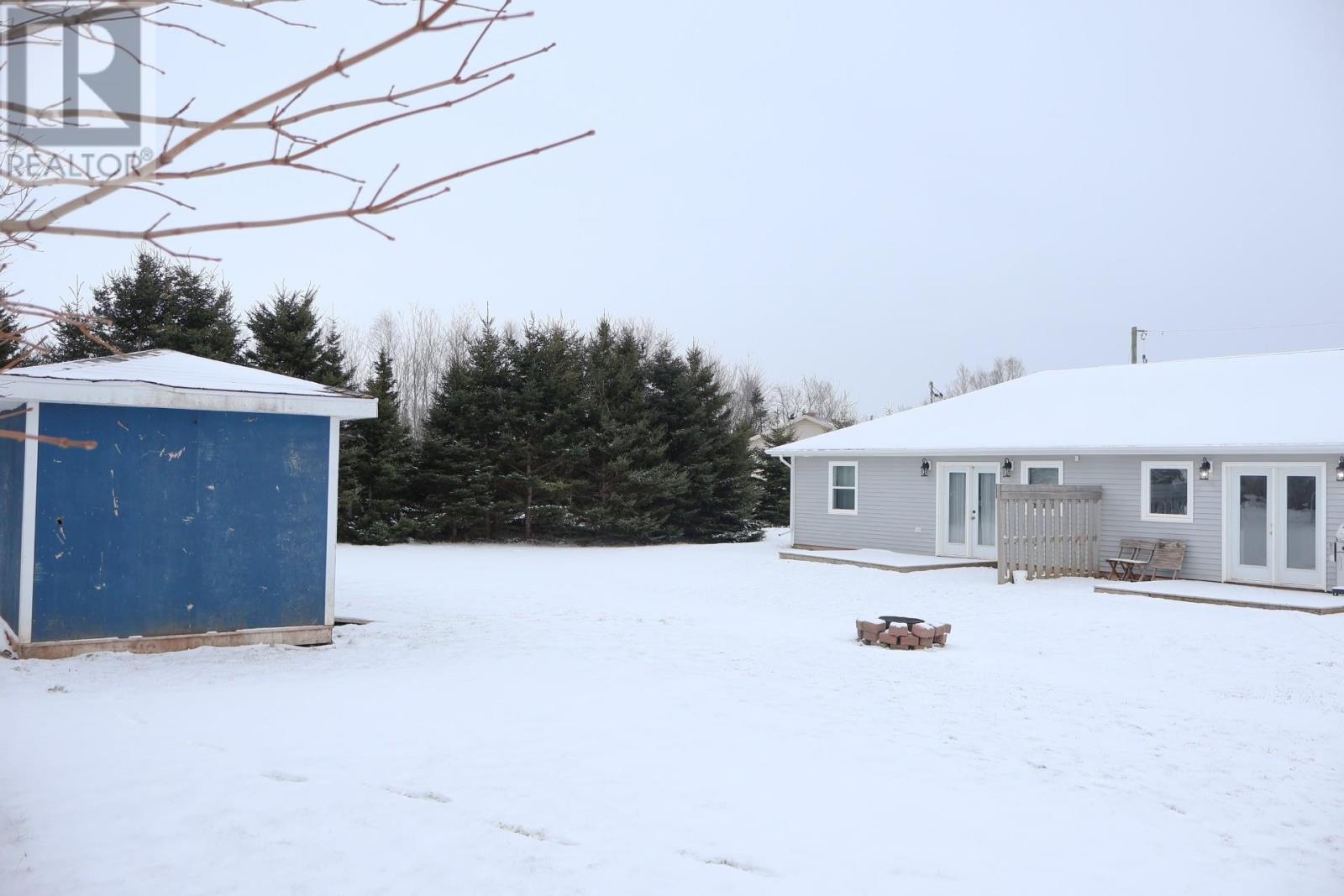 8-10 Williams Gate, Stratford, Prince Edward Island  C1B 0C6 - Photo 6 - 202600725