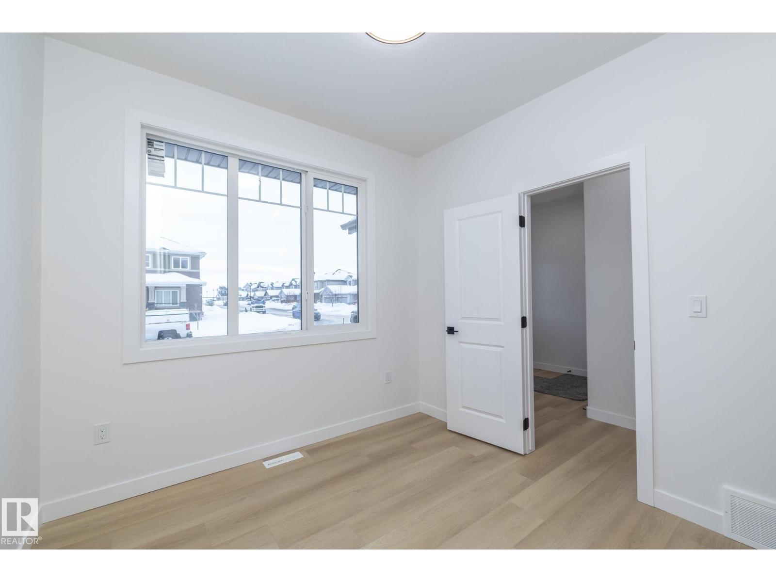 9805 106 Av, Morinville, Alberta  T8R 2P2 - Photo 8 - E4469728