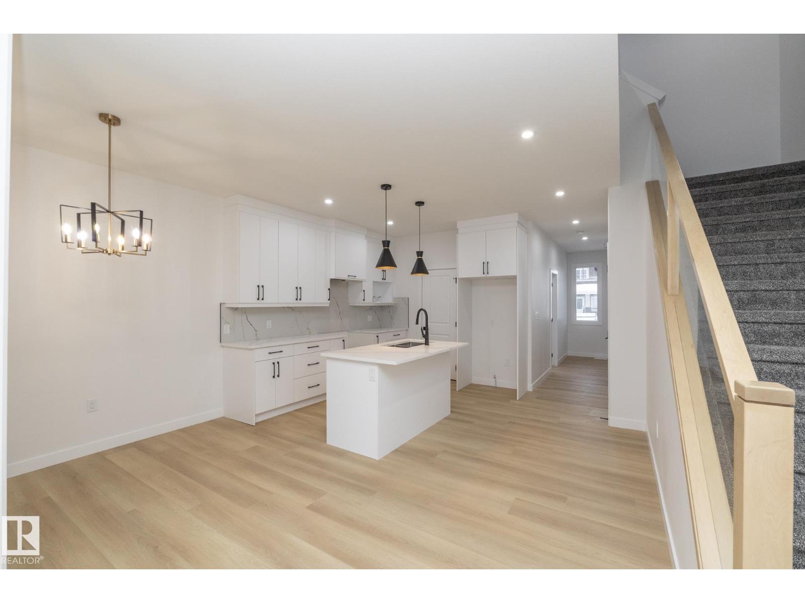 9805 106 Av, Morinville, Alberta  T8R 2P2 - Photo 4 - E4469728