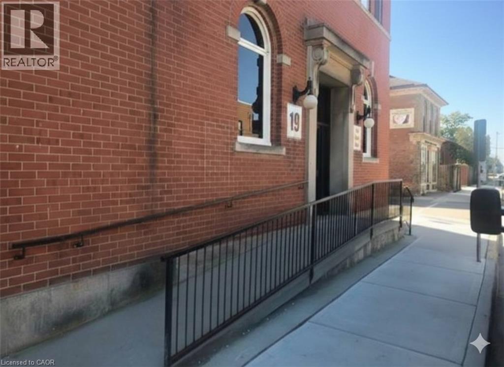 19 King Street W, Hagersville, Ontario  N0A 1H0 - Photo 4 - 40798379