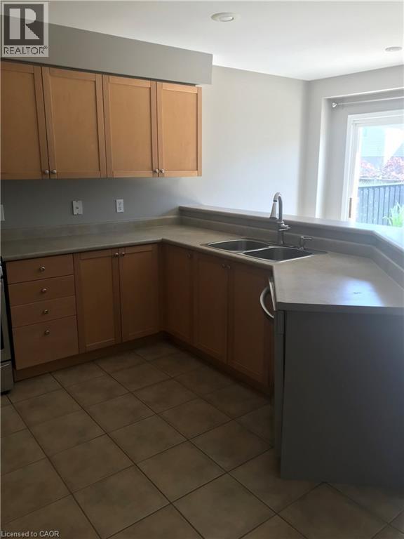 59 Mcfarlane Drive, Cambridge, Ontario  N3C 4L7 - Photo 3 - 40797394