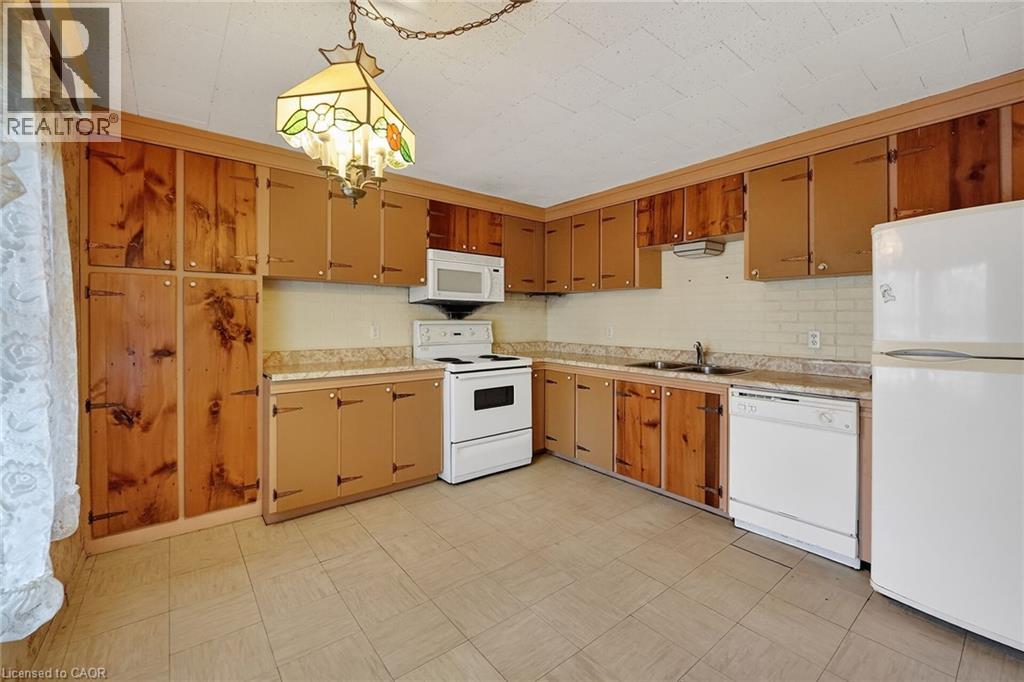 283 Ivon Avenue, Hamilton, Ontario  L8H 5T3 - Photo 11 - 40795376