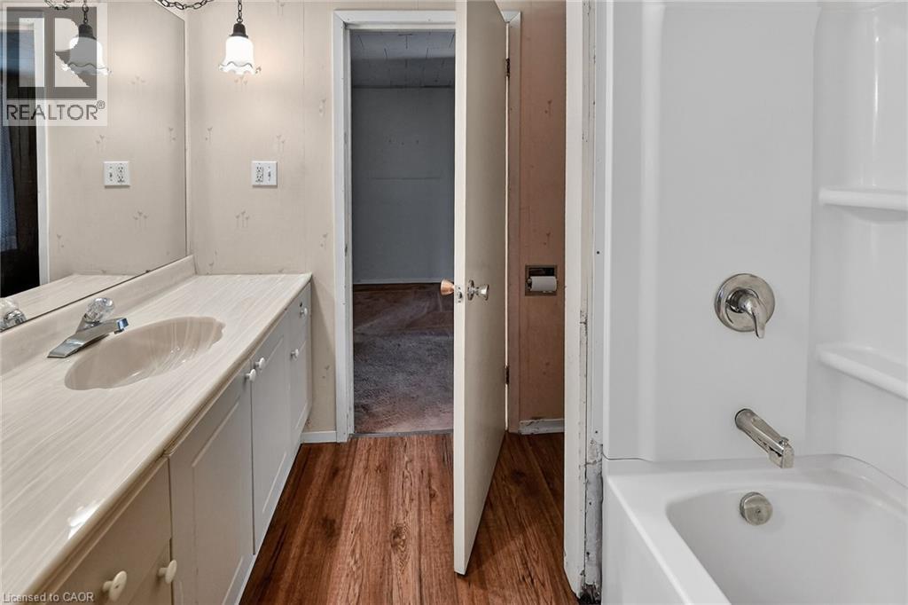 283 Ivon Avenue, Hamilton, Ontario  L8H 5T3 - Photo 26 - 40795376