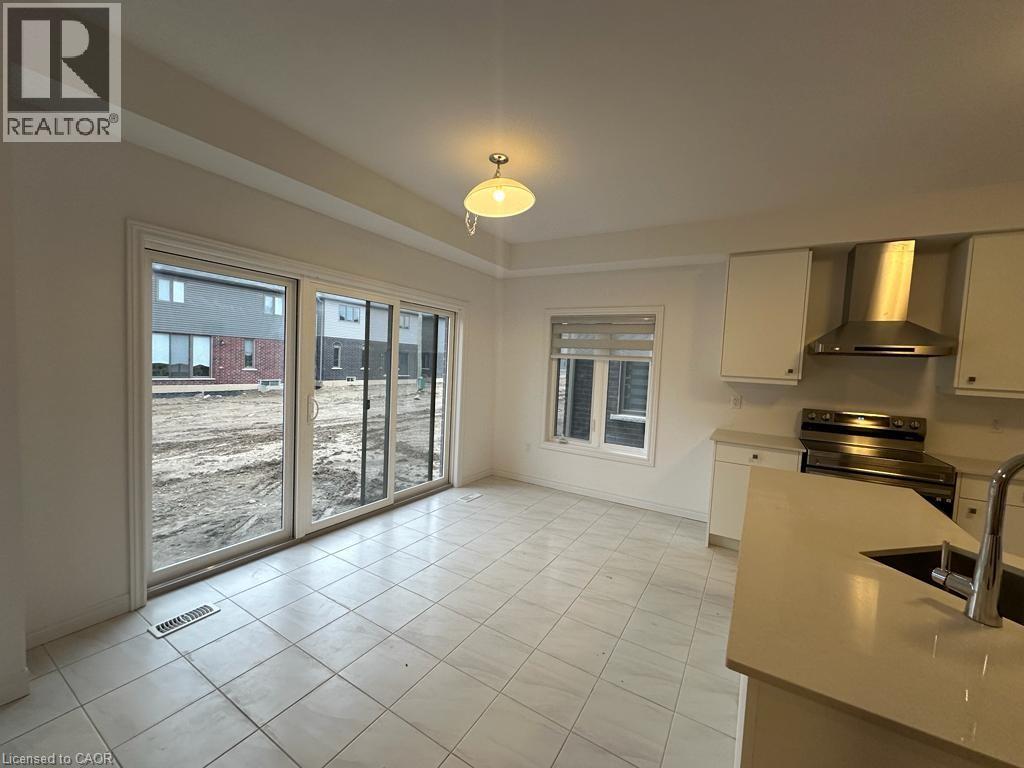 236 Longboat Run, Brantford, Ontario  N3T 0X1 - Photo 5 - 40797960