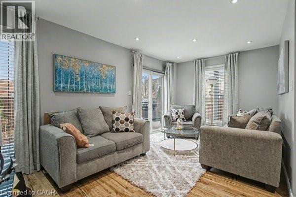 425 Taylor Crescent, Burlington, Ontario  L7L 6J9 - Photo 11 - 40798258