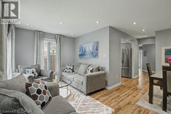 425 Taylor Crescent, Burlington, Ontario  L7L 6J9 - Photo 12 - 40798258