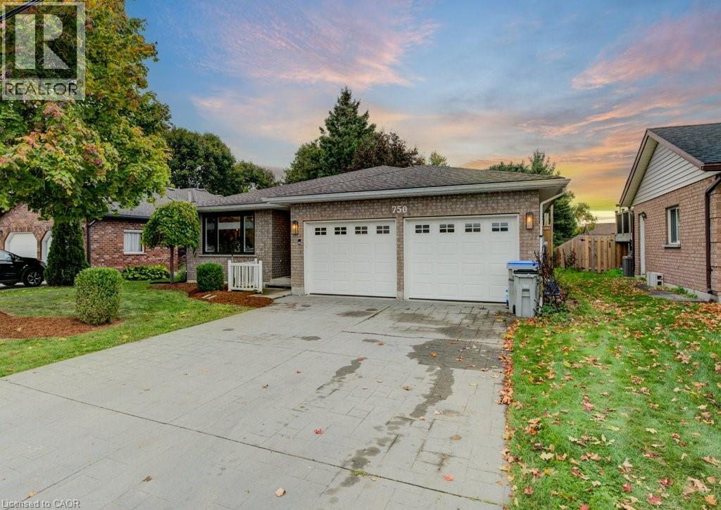 750 Edgar Street W, Listowel, Ontario  N4W 1H7 - Photo 2 - 40779459