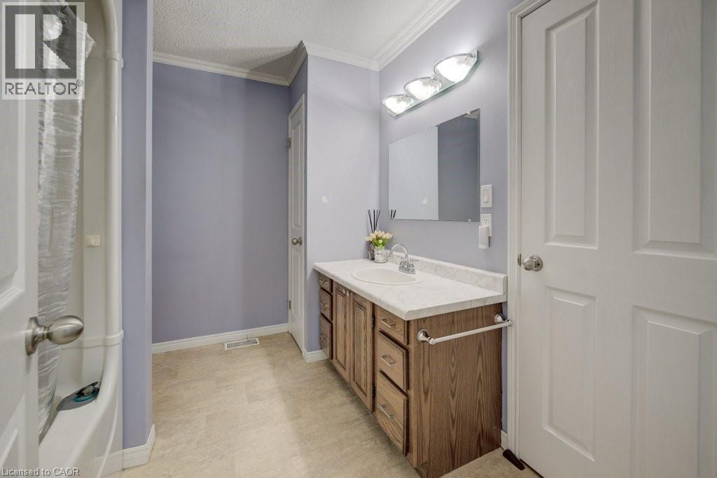 750 Edgar Street W, Listowel, Ontario  N4W 1H7 - Photo 18 - 40779459