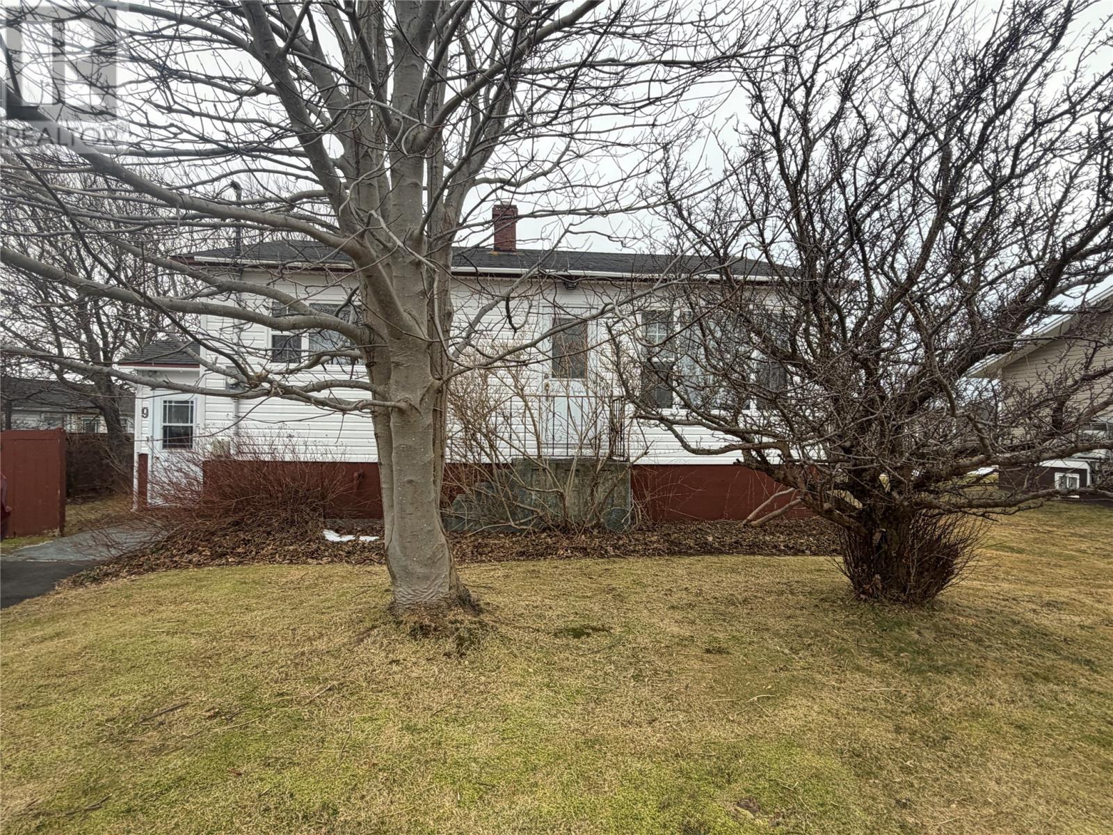 9 Elizabeth Avenue, Grand Bank, Newfoundland & Labrador  A0E 1W0 - Photo 2 - 1293728