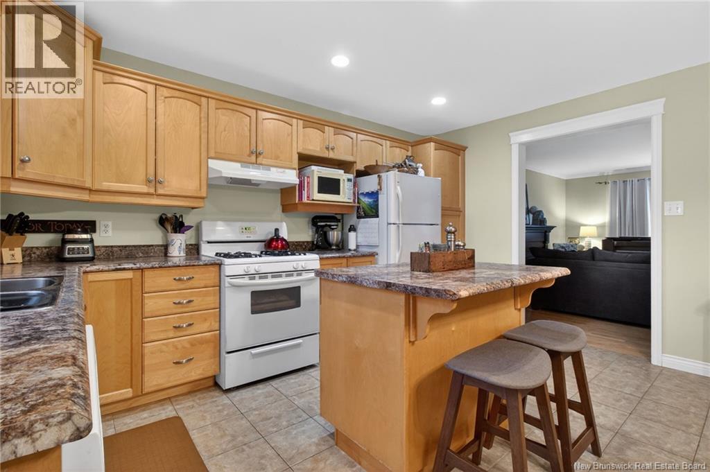 51 Hampton Street, Moncton, New Brunswick  E1G 5H2 - Photo 31 - NB132135