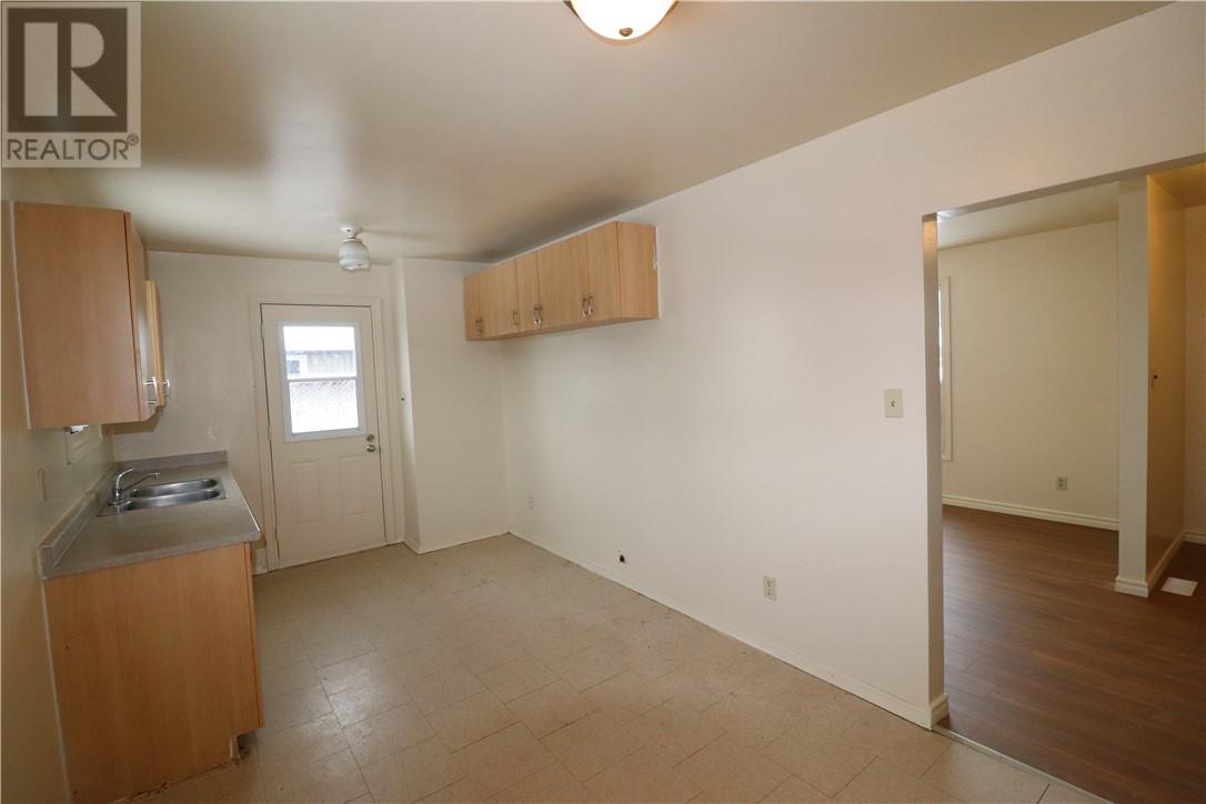 1548 Briar Avenue, Greater Sudbury, Ontario  P3A 4J1 - Photo 6 - 2126077