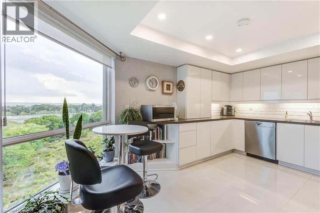 1201 North Shore Boulevard E Unit# 809, Burlington, Ontario  L7S 1Z5 - Photo 16 - 40798112