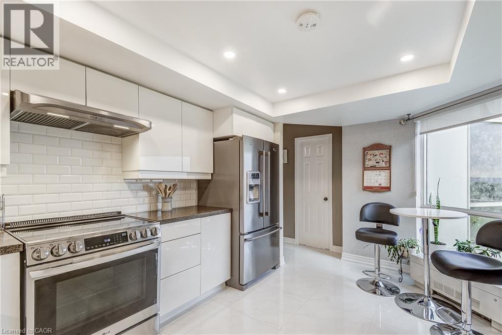 1201 North Shore Boulevard E Unit# 809, Burlington, Ontario  L7S 1Z5 - Photo 19 - 40798112