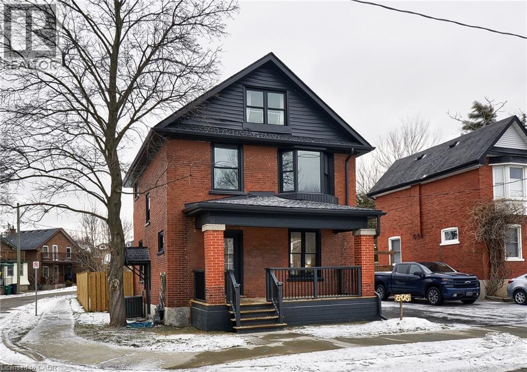 805 William Street, Cambridge, Ontario  N3H 3X2 - Photo 1 - 40797181