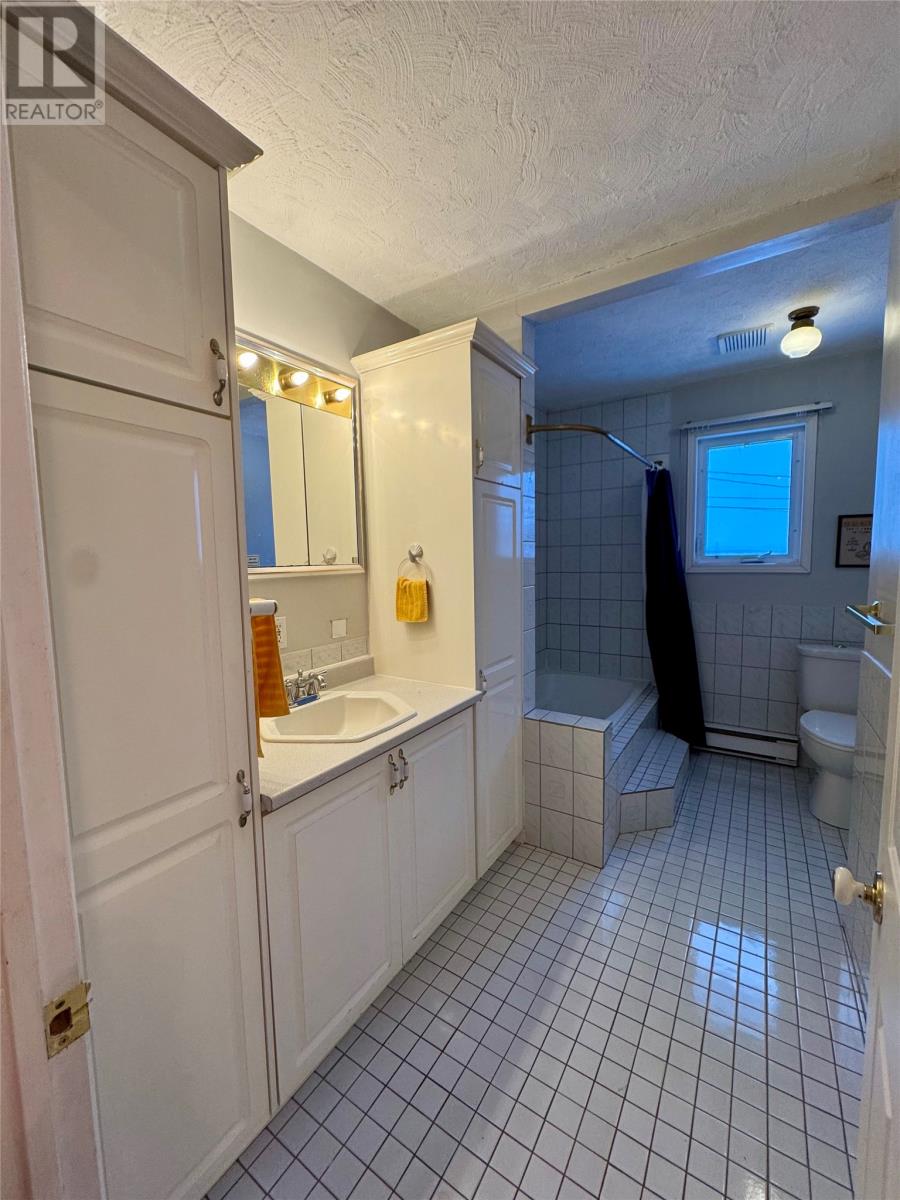 8 Gillingham Avenue, Norris Arm, Newfoundland & Labrador  A0G 3M0 - Photo 26 - 1293706