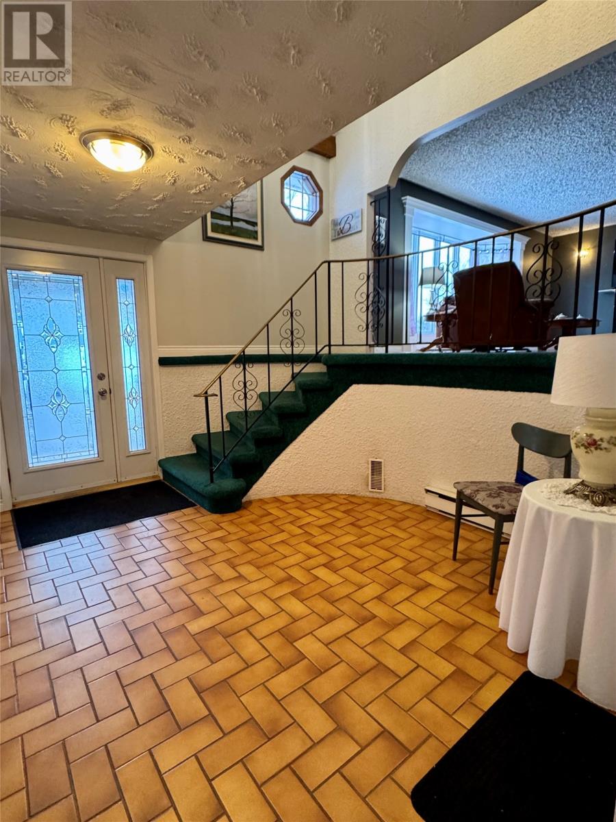 8 Gillingham Avenue, Norris Arm, Newfoundland & Labrador  A0G 3M0 - Photo 4 - 1293706