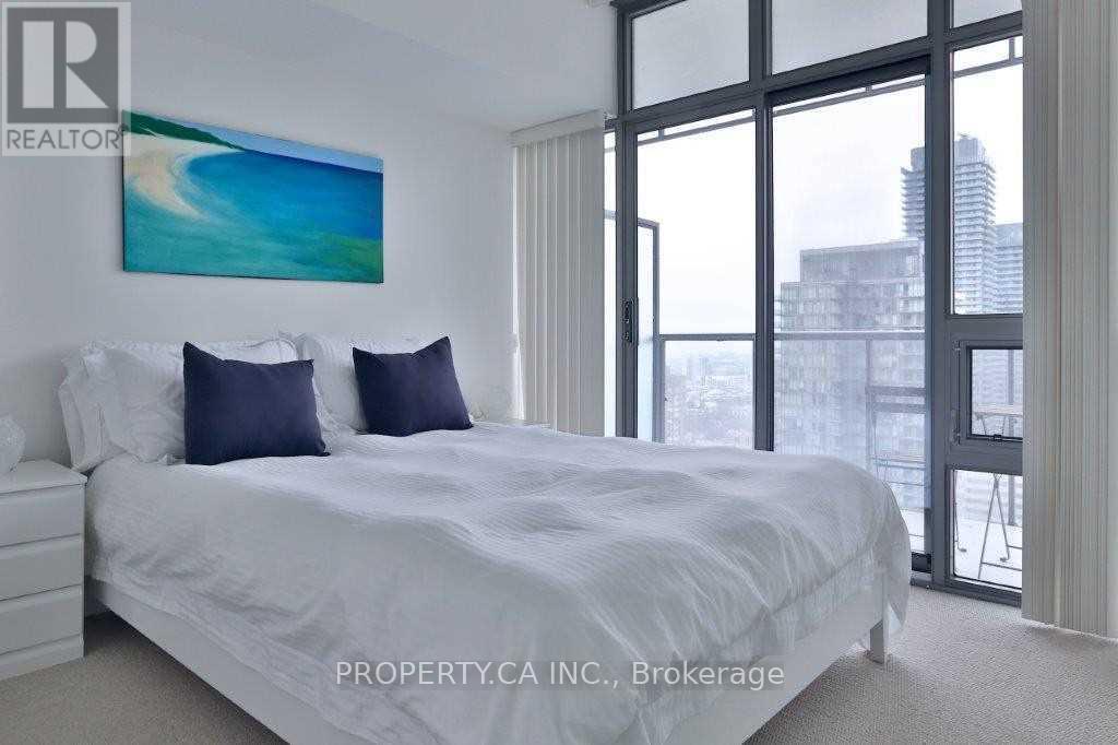 3105 - 33 Charles Street E, Toronto, Ontario  M4Y 1R9 - Photo 12 - C12693256