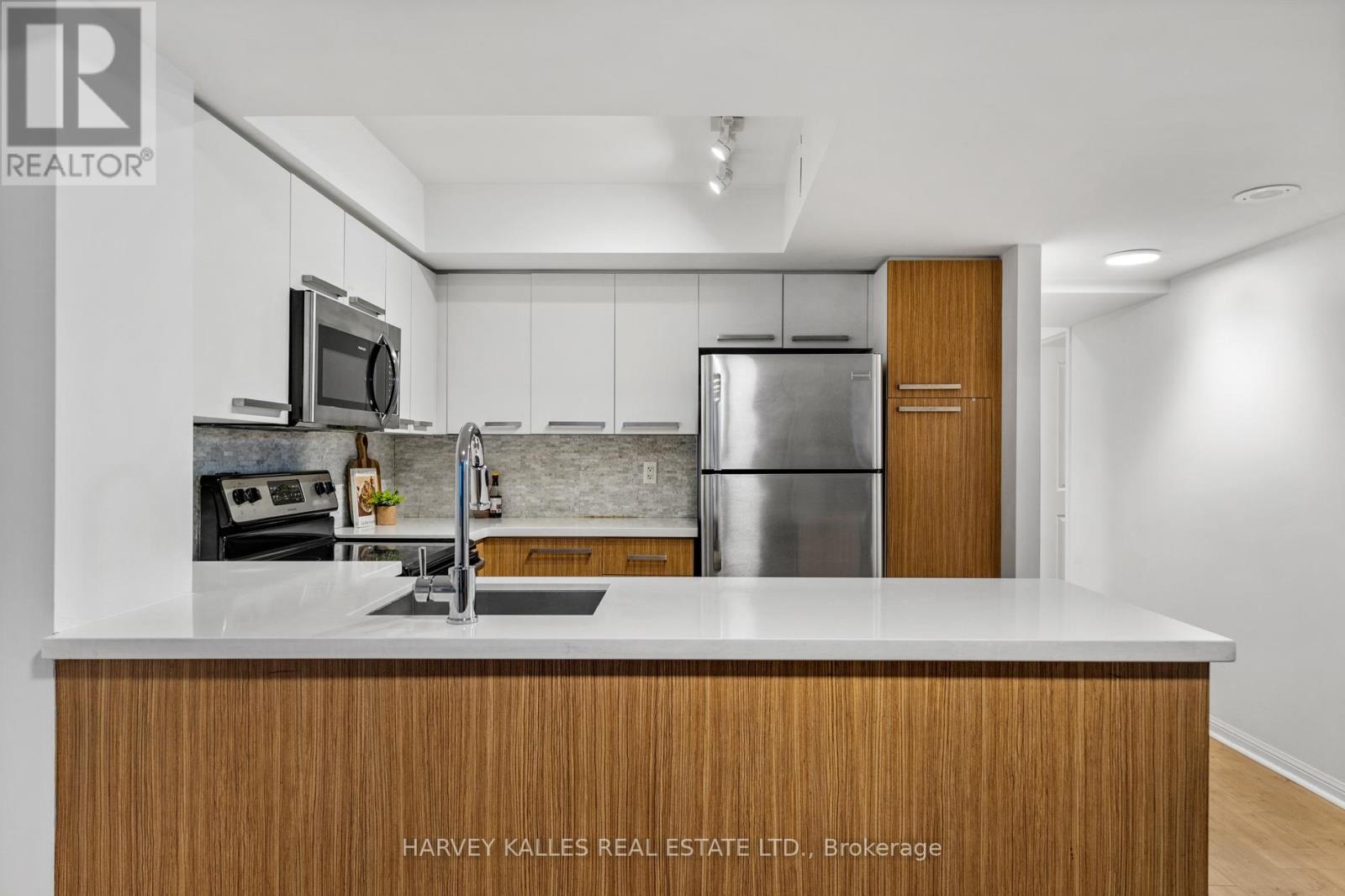 618 - 11 St Joseph Street, Toronto, Ontario  M4Y 3G4 - Photo 15 - C12693602