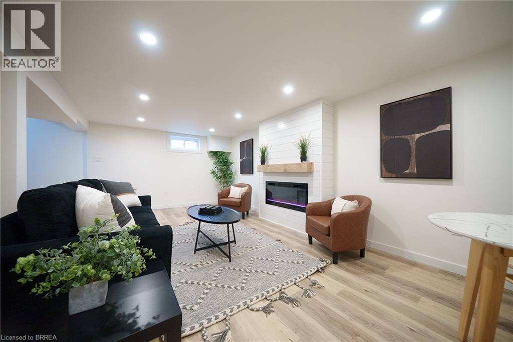 37 Rowanwood Avenue, Brantford, Ontario  N3S 7C1 - Photo 22 - 40796589