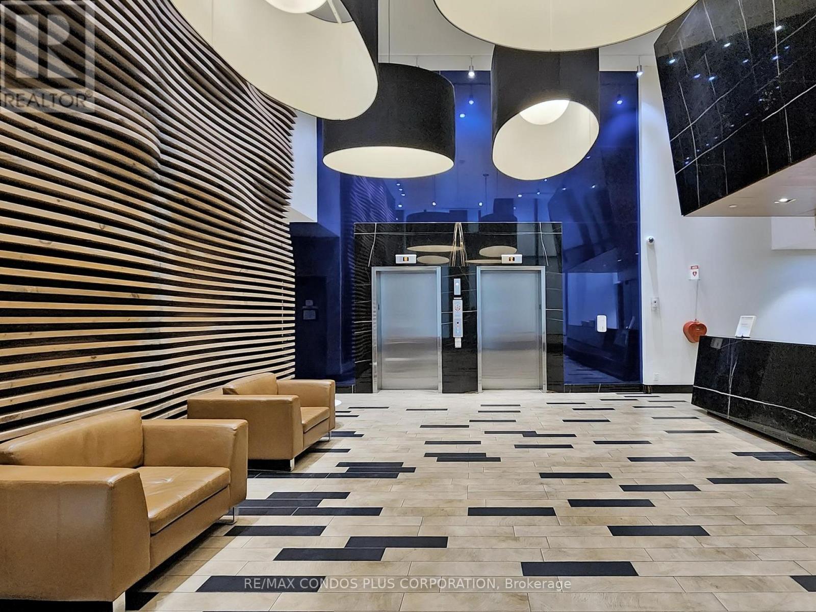 705 - 111 Bathurst Street, Toronto, Ontario  M5V 0M9 - Photo 11 - C12694142