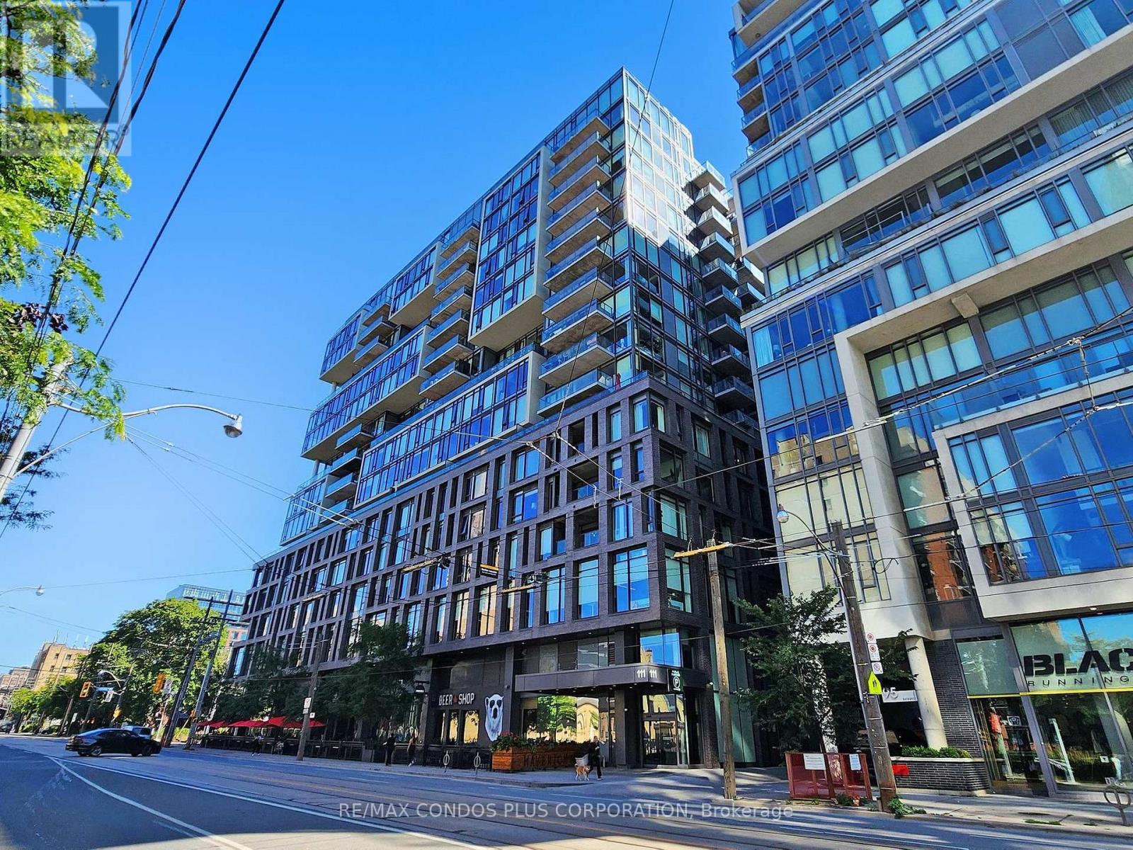 705 - 111 Bathurst Street, Toronto, Ontario  M5V 0M9 - Photo 4 - C12694142