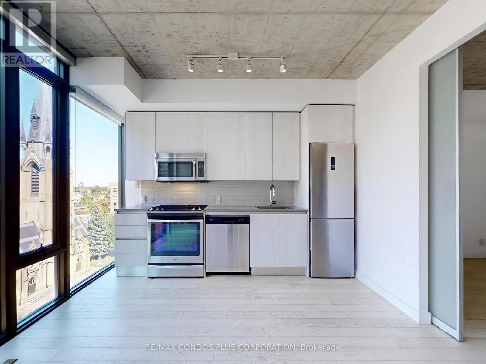 705 - 111 Bathurst Street, Toronto, Ontario  M5V 0M9 - Photo 16 - C12694142