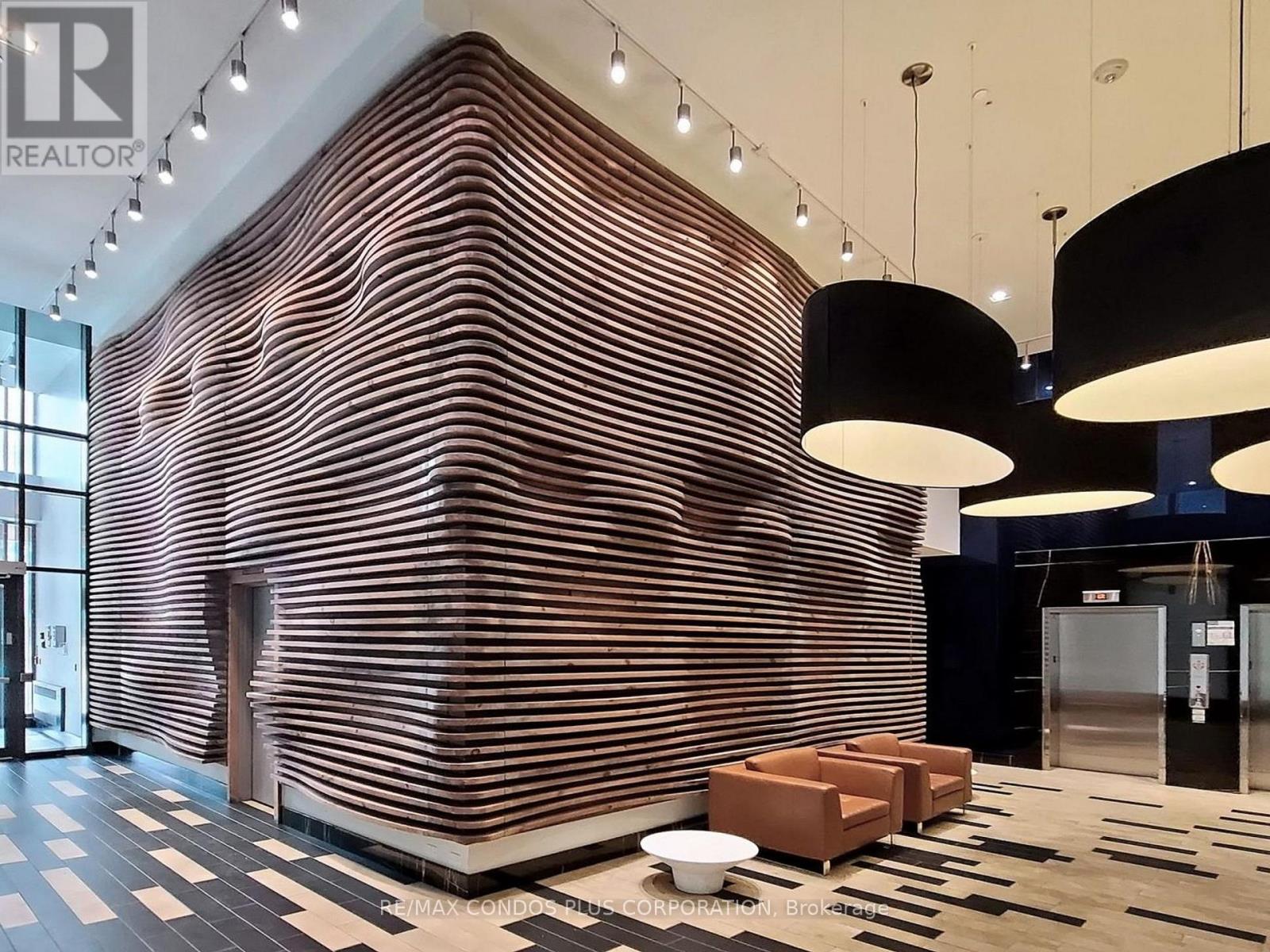 705 - 111 Bathurst Street, Toronto, Ontario  M5V 0M9 - Photo 7 - C12694142