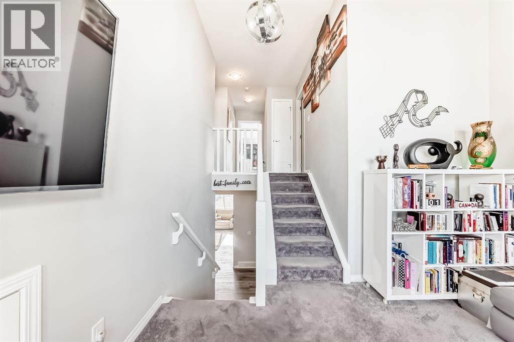 127 Carrington Crescent Nw, Calgary, Alberta  T3P 1R2 - Photo 19 - A2276277